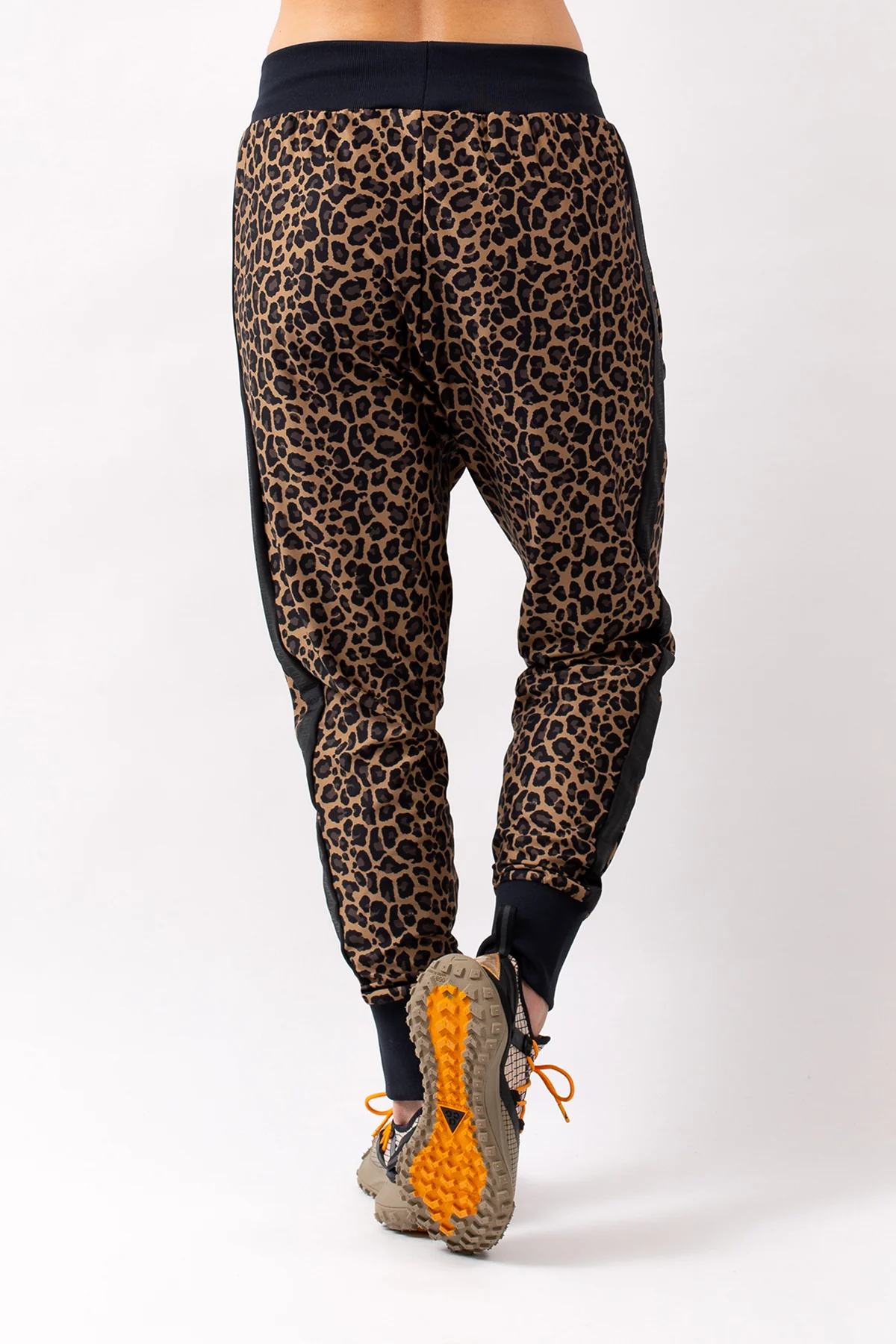 HARLEM TRAVEL PANTS - Image 3