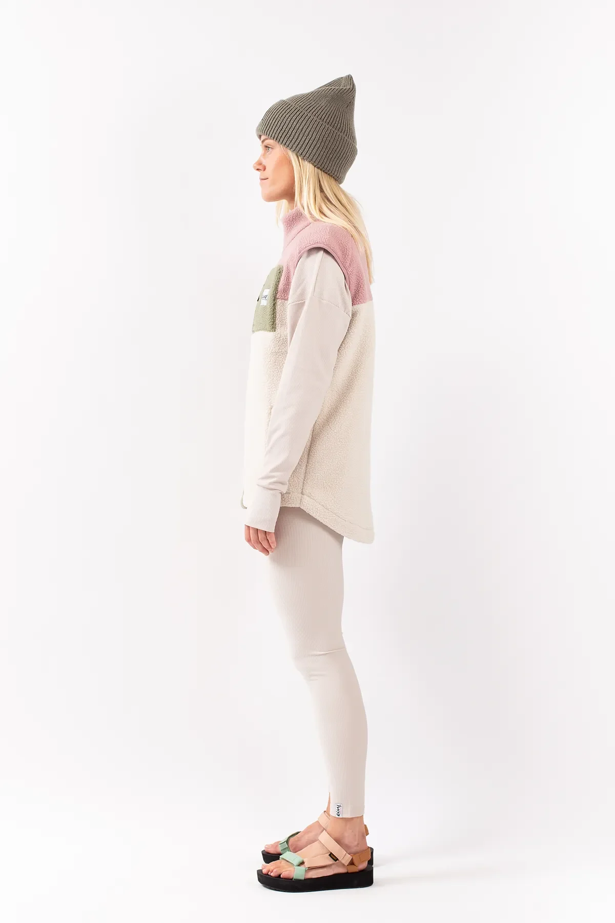 LUMBERJACKIE SHERPA VEST - Image 4