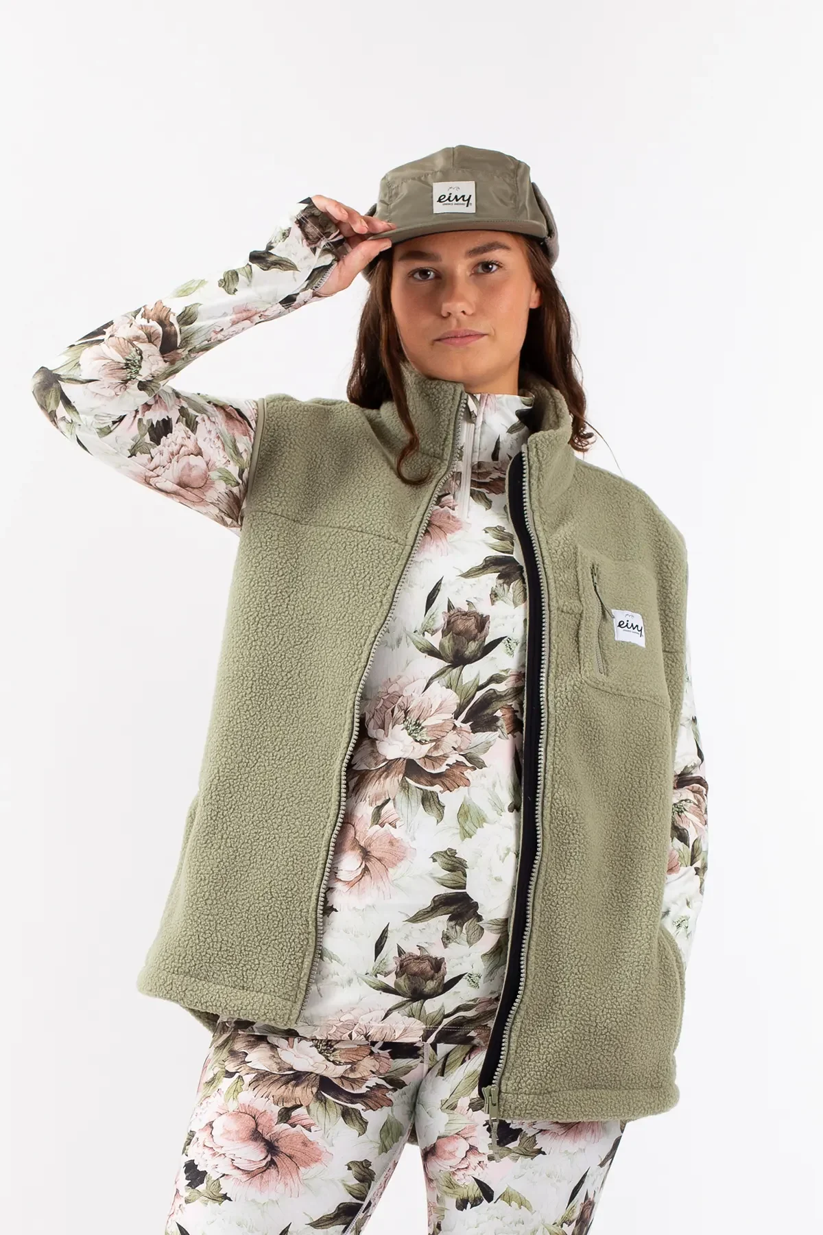 LUMBERJACKIE SHERPA VEST - Image 9